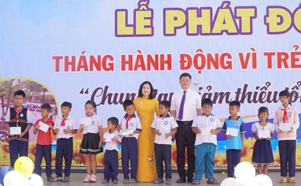 Chung tay giảm thiểu tổn hại trẻ em