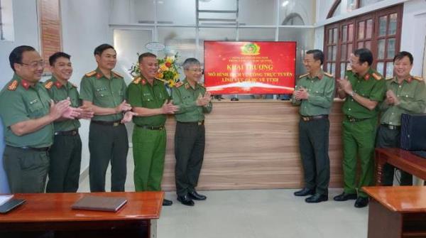 Ra mắt mô hình dịch vụ công trực tuyến lĩnh vực quản lý hành chính về trật tự xã hội