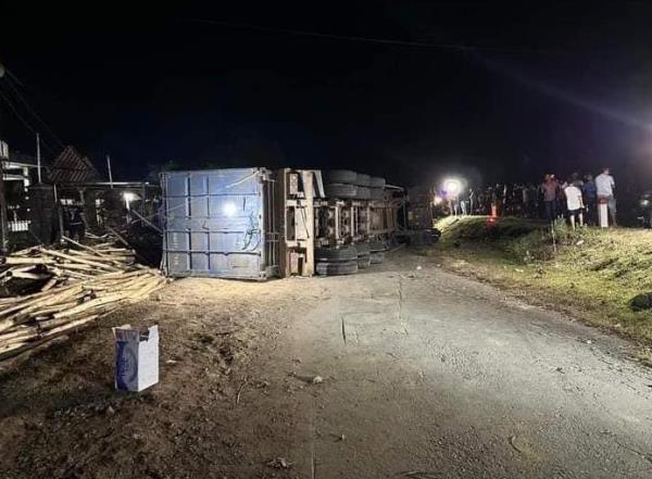 Cứu sản phụ bị tai nạn giao thông