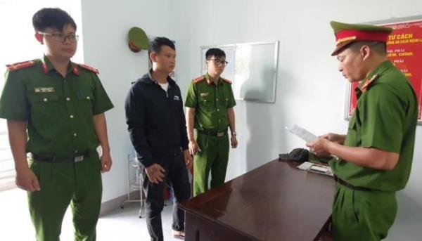 49 lẫn 50 cùng xộ khám