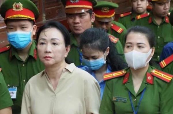 Các bị cáo đã nộp được hơn 1.580 tỷ đồng, 8,6 triệu USD và 10,2 triệu cổ phần