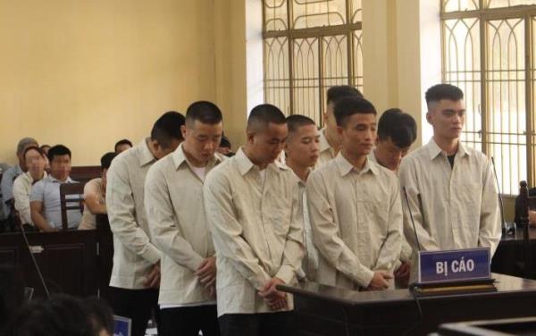 Rửa hận giúp bạn, cả nhóm cùng dính án