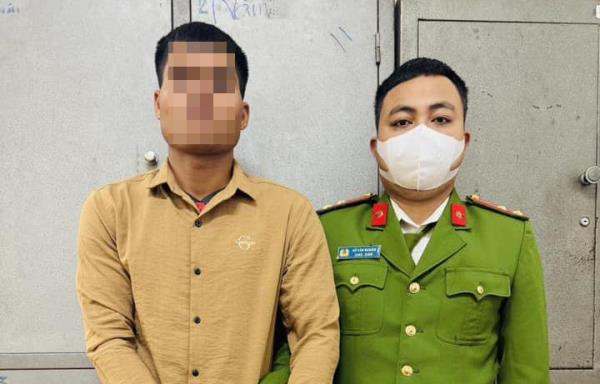 Người quay về đầu thú, kẻ như thiêu thân lao vào đường tù tội