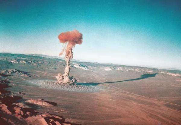 Cảnh báo về nguy cơ hạt nhân toàn cầu