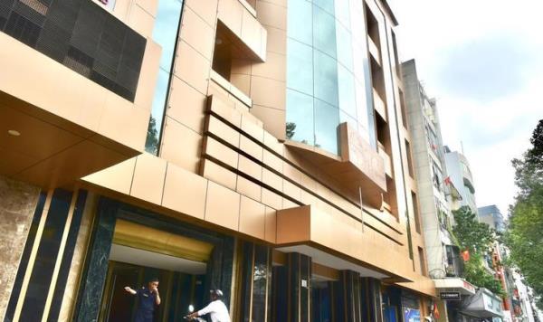 Những chuyến xe chở hàng trăm ngàn tỉ từ SCB về nhà chủ tịch Vạn Thịnh Phát