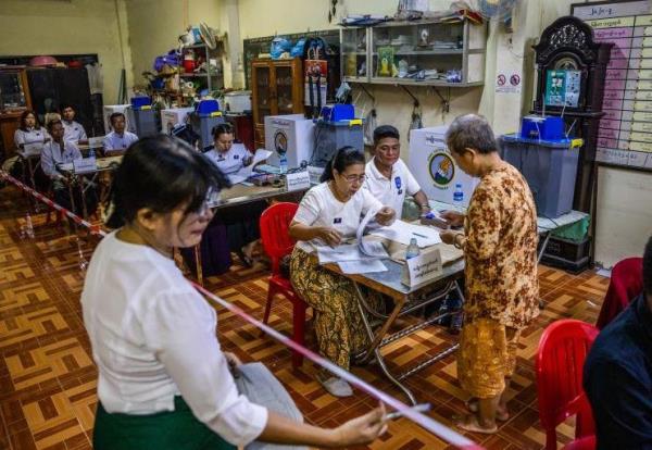 Myanmar tiến hành bầu cử lần đầu tiên sau 5 năm