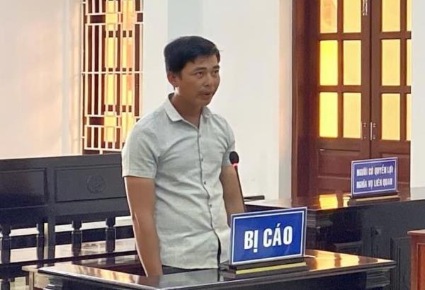 Lòng tham trả giá bằng án tù