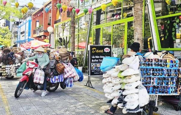 Đến hẹn… hàng rong lại lên