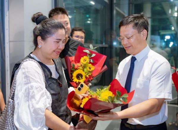 Đón chuyến bay quốc tế đầu tiên đến nhà ga T2 - Cảng Hàng không Quốc tế Phú Bài