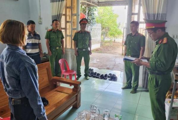 Khởi tố đối tượng cho vay lãi nặng lên đến 1.080%/năm