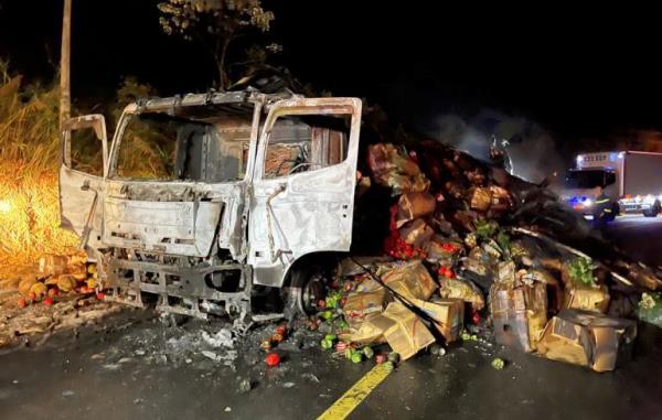 Đổ đèo gặp bà hỏa