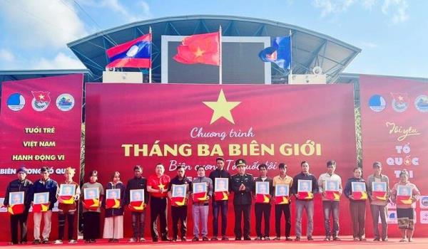 Phát động Chương trình Tháng Ba biên giới