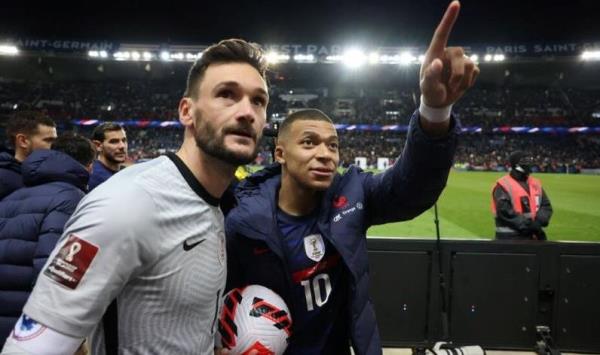 Mbappe được thăng chức