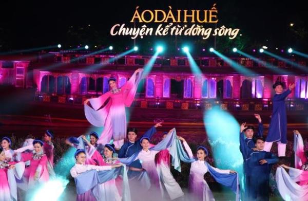 Lễ hội Áo dài Huế 2023: Chuyện kể từ dòng sông