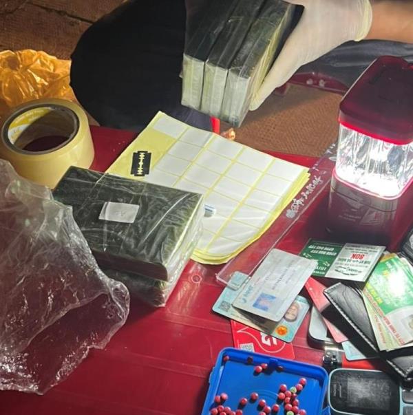 Bóc gỡ 3 tụ điểm, đường dây ma túy