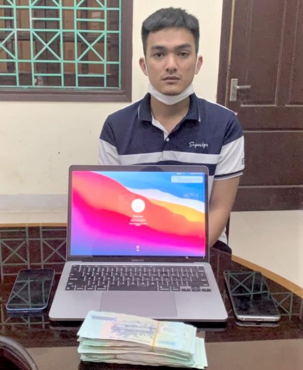 Lập Facebook giả lừa tiền của người đổi ngoại tệ