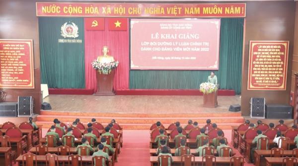 Công an Đắk Nông mở lớp bồi dưỡng lý luận chính trị dành cho đảng viên mới năm 2022
