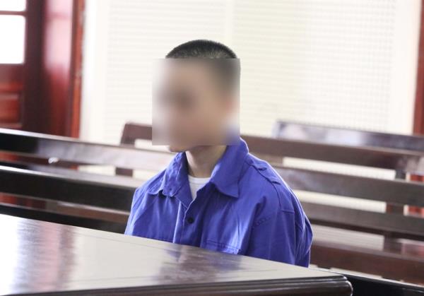 Nam thiếu niên lãnh án tù về tội giết người