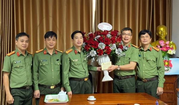 Lãnh đạo Công an TP Đà Nẵng chúc mừng 71 năm Ngày truyền thống 2 hệ lực lượng điều tra