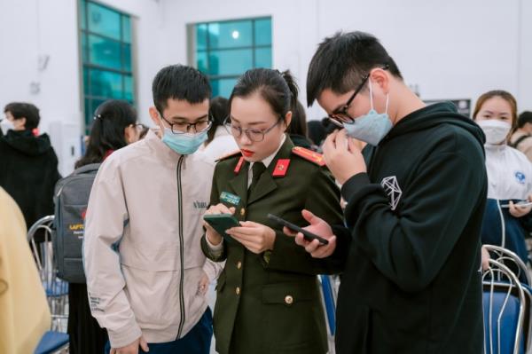 Đến tận cơ sở hướng dẫn cách đăng ký và kích hoạt tài khoản định danh điện tử