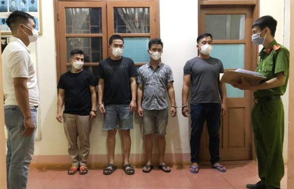 Tạm giữ nhóm đối tượng đâm chết người