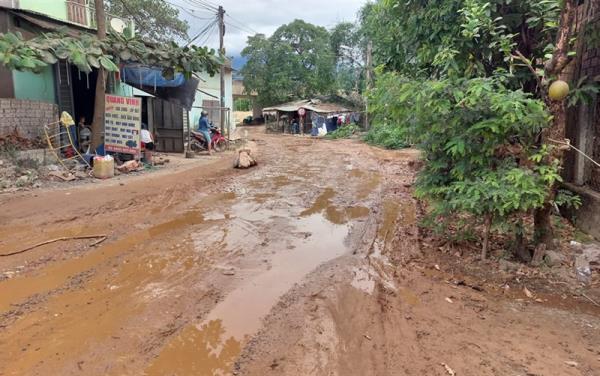 Người dân vùng Tây Bắc Hòa Vang khó khăn việc lưu thông