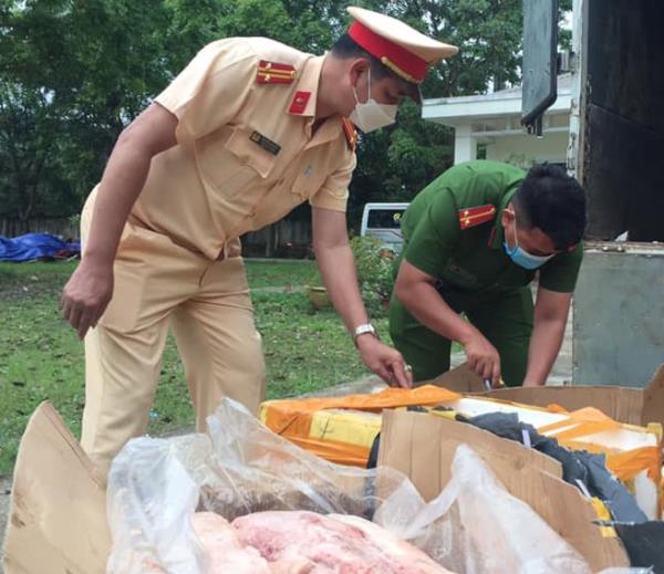 Thịt bẩn về xuôi