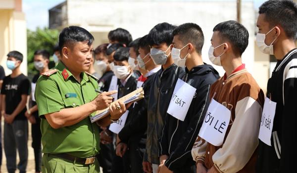 Ngăn chặn kịp thời 2 nhóm thanh niên hỗn chiến trong đêm