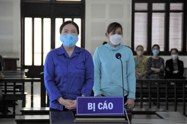 Xét xử vụ án cho mượn sổ đỏ ở Đà Nẵng: Nữ đại gia bất động sản vỡ nợ 1.300 tỷ đồng và cán bộ cho mượn sổ đỏ lĩnh án