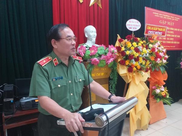 Thiếu tướng Vũ Xuân Viên, Giám đốc CATP Đà Nẵng gặp mặt CLB Công an hưu ở cơ sở