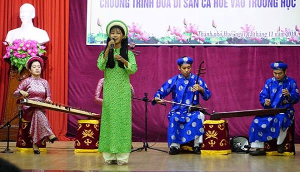 Thừa Thiên - Huế tăng cường giải pháp ngăn chặn bạo lực học đường