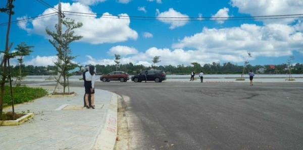 Thêm một dự án bất động sản chậm thực hiện cam kết, khách hàng khổ sở đòi quyền lợi