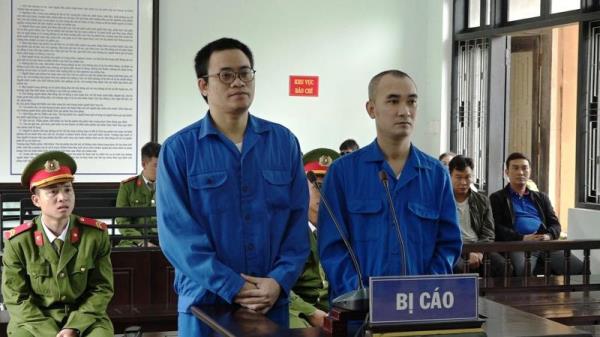 2 chàng lừa lãnh án