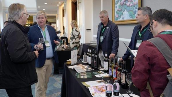 Hơn 400 doanh nghiệp Việt Nam - Australia  tìm cơ hội hợp tác thương mại tại Đà Nẵng