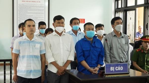 2 ông chủ và nhóm tay chân câu kết trốn thuế gần 14 tỷ đồng