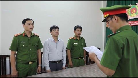 Công an TPHCM bắt Phó trưởng Phòng Tàu sông, Cục Đăng kiểm Việt Nam cùng 3 bị can