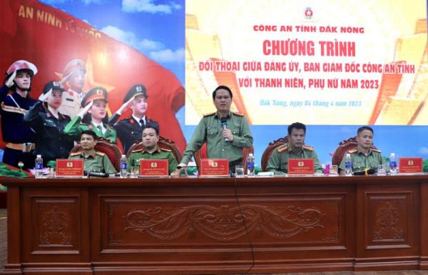 Đối thoại giữa Đảng ủy, Ban Giám đốc Công an tỉnh với Thanh niên, Phụ nữ Công an Đắk Nông