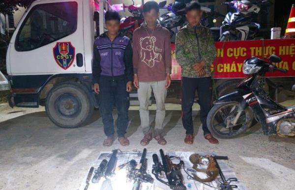 Tuần tra ra hàng nóng