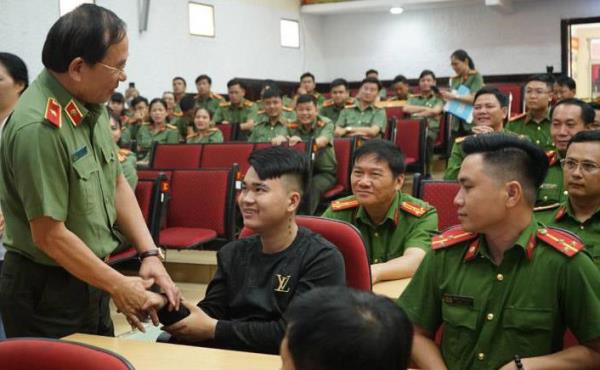 Cảnh báo tình trạng thanh thiếu niên dùng hung khí giải quyết mâu thuẫn (Bài cuối: Chặn gốc và mở lối, cần sự chung tay của cộng đồng)