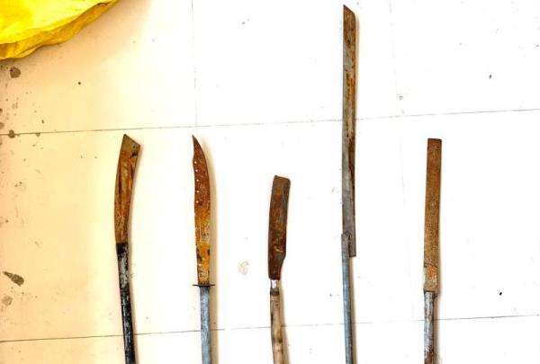 Xử lý nhiều nhóm thanh niên sử dụng hung khí giải quyết mâu thuẫn