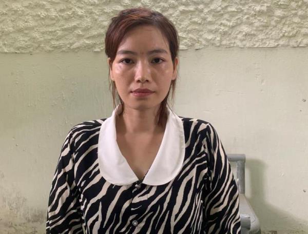 Tạm giữ hình sự đối tượng lừa đảo sử dụng công nghệ cao