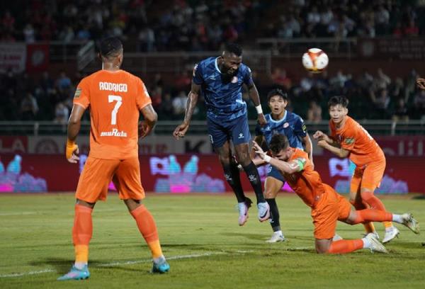 Giai đoạn 1 V.League 1-2023 trôi dần về cuối: Cô đơn đôi khi... thật tốt