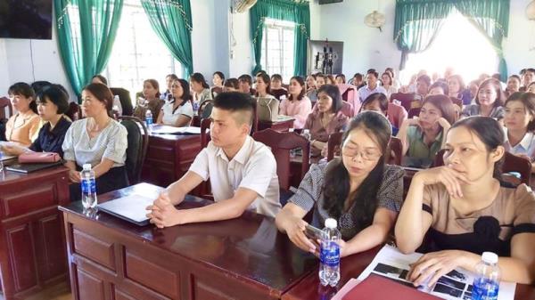 Khó khăn nhất vẫn là câu chuyện thiếu giáo viên