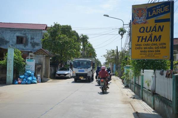 Quê tôi lên... phố