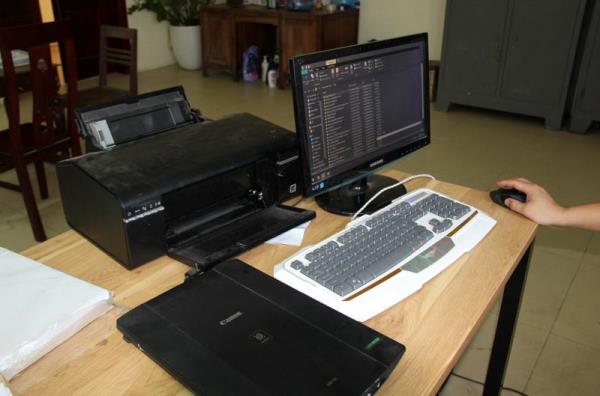 Triệt phá đường dây làm giấy tờ giả do nhóm đối tượng nhiều tiền án thực hiện