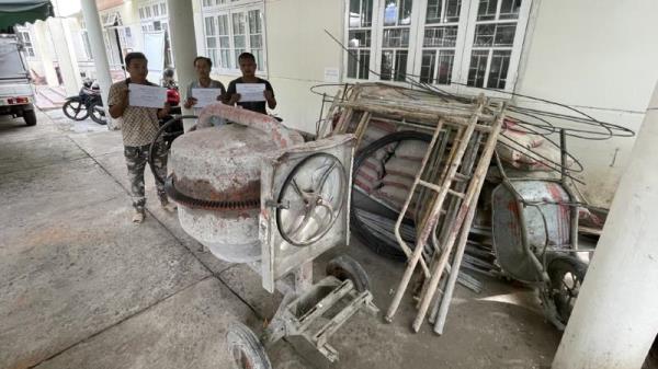 Đạo chích công trình lộ diện