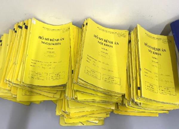 Móc nối với nhân viên y tế trong bệnh viện, cơ sở y tế làm giả hồ sơ bệnh án, trục lợi bảo hiểm