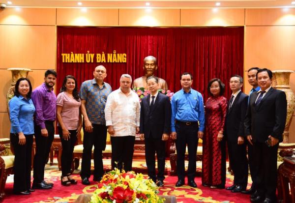 Bí thư Thành ủy Nguyễn Văn Quảng tiếp Đoàn đại biểu cấp cao Đảng Cộng sản Cuba