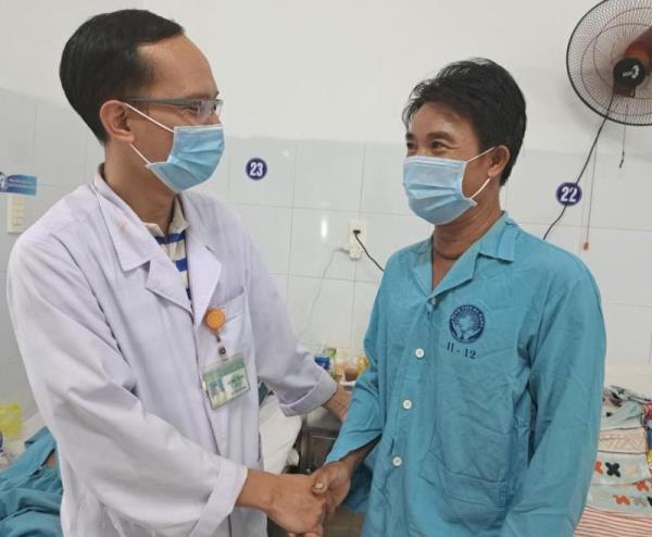 Bệnh viện Đà Nẵng cứu sống bệnh nhân tổn thương các mạch máu lớn vùng nền cổ nguy kịch