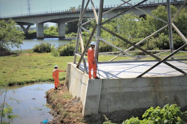 Đảm bảo cung ứng điện an toàn mùa mưa bão 2023